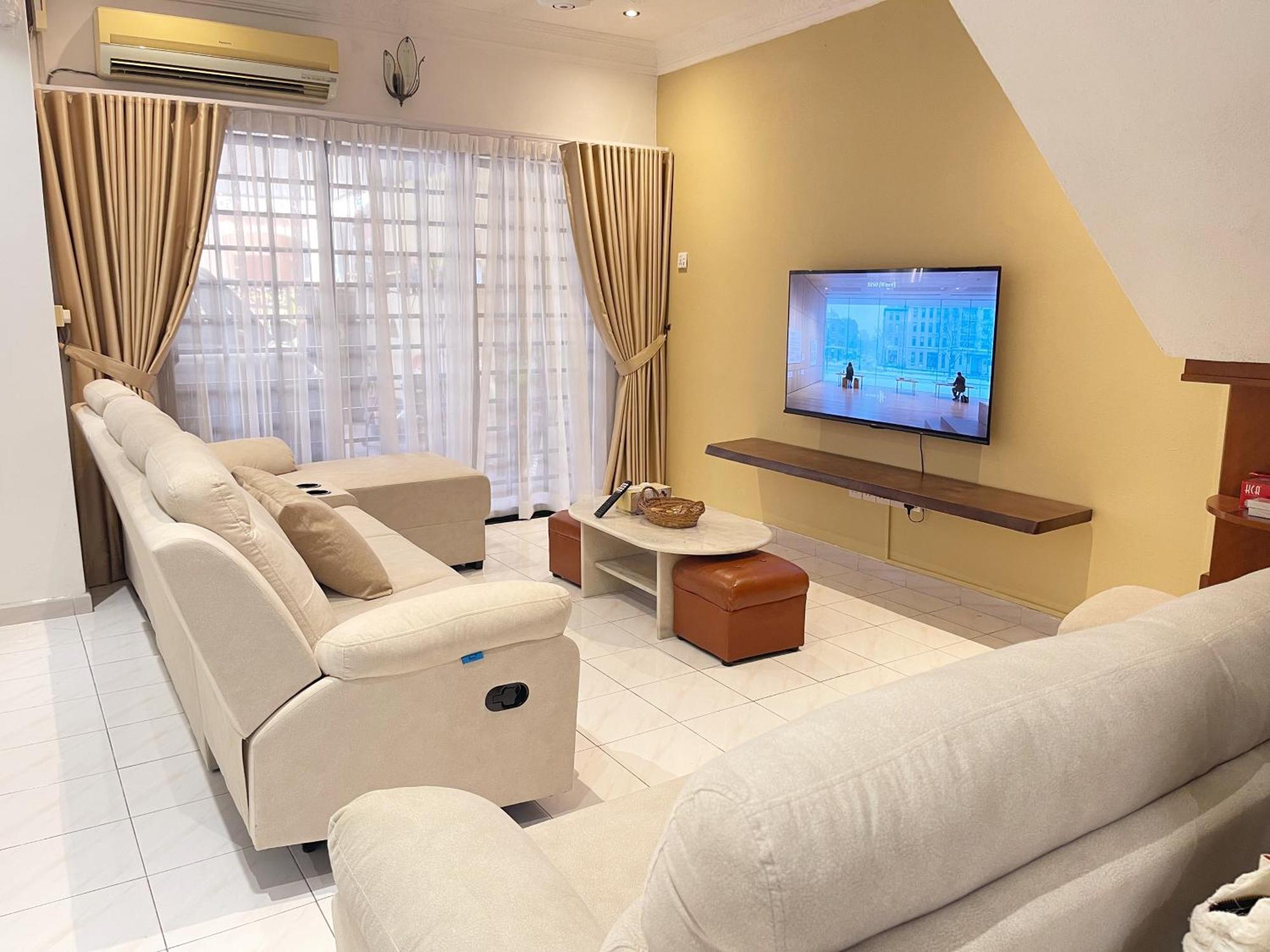 Golden House 18 *